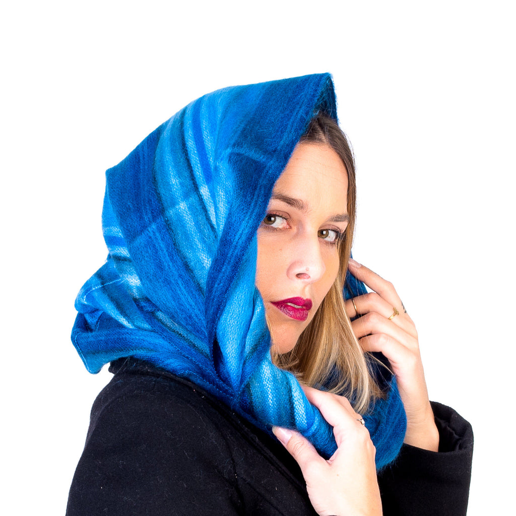 Lush Alpaca Wool Oversized Infinity Scarf (Blue) – IndigeneArts